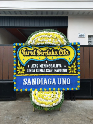 Papan Bunga Duka di Putai